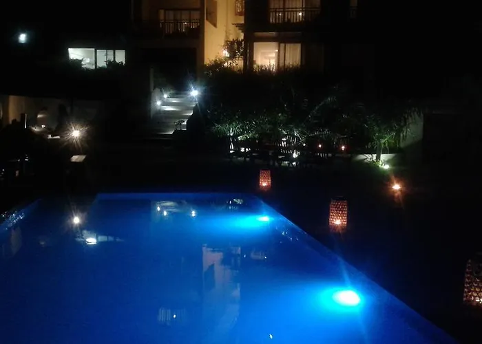 Eden Hills Апартаменты